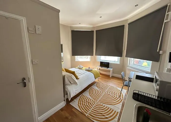 New Renovated Flat 6 Cricklewood London